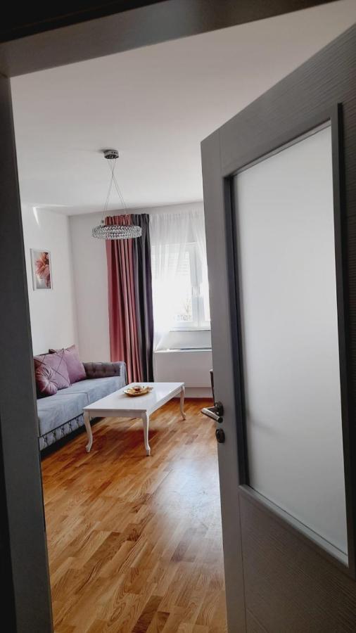 Skyline Apartment Bijeljina Ngoại thất bức ảnh