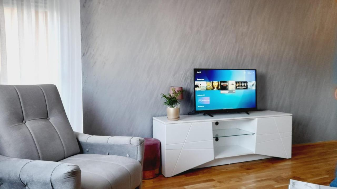 Skyline Apartment Bijeljina Ngoại thất bức ảnh