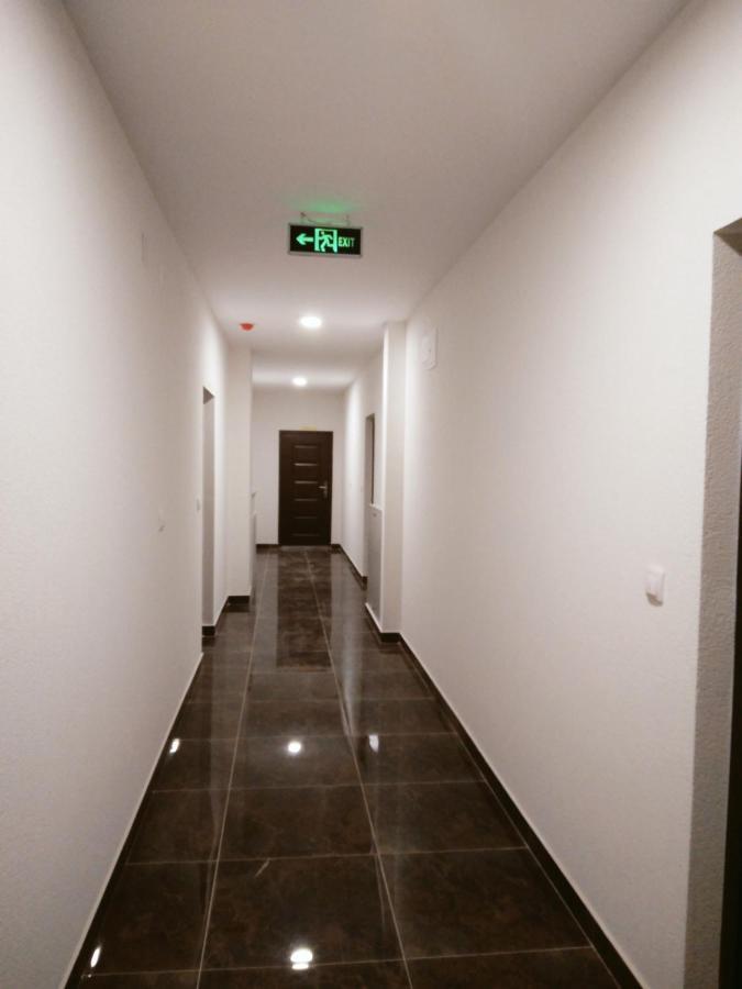 Skyline Apartment Bijeljina Ngoại thất bức ảnh