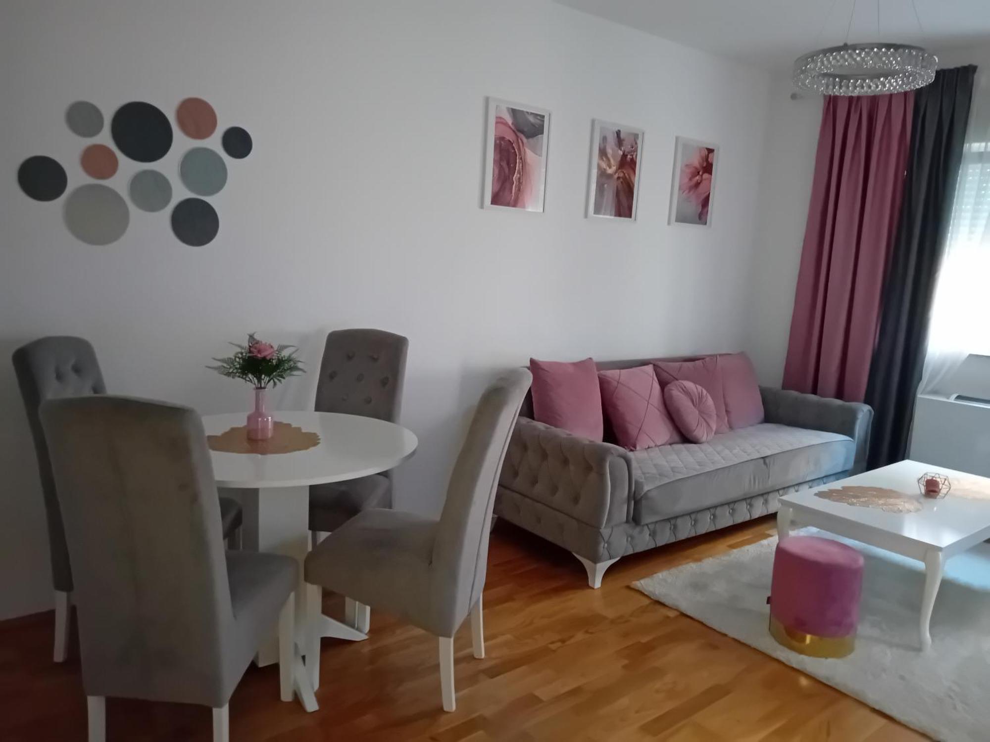 Skyline Apartment Bijeljina Ngoại thất bức ảnh